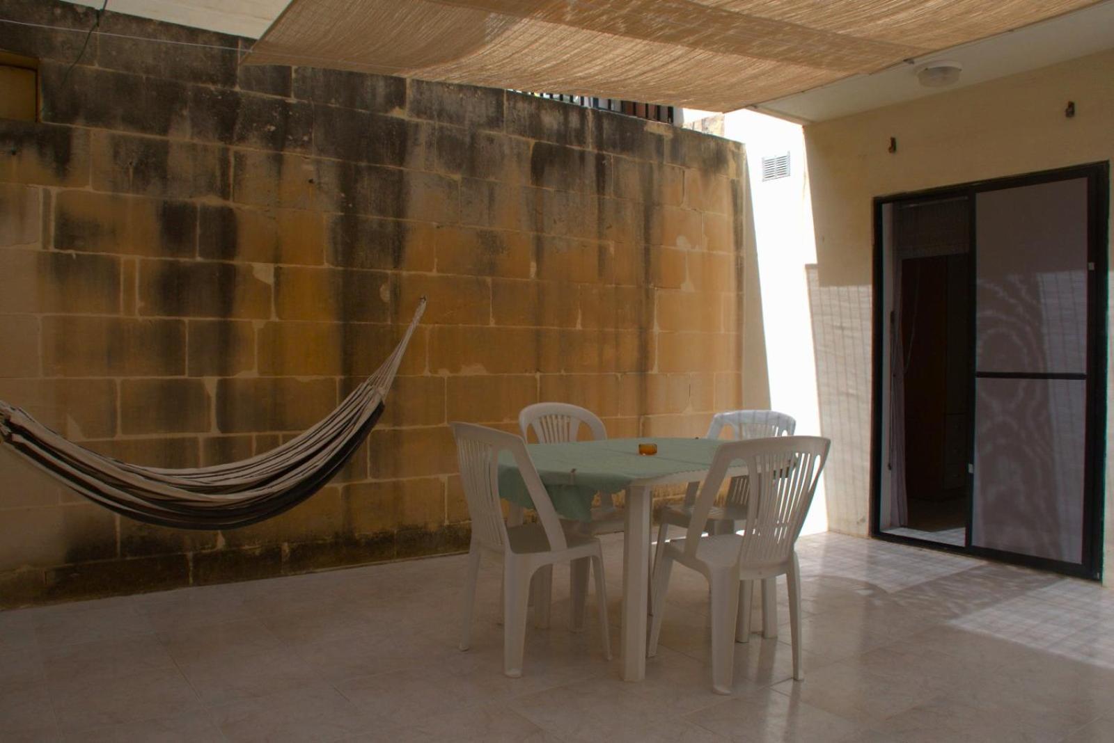 Seaside Serenity - A Lovely Apartment With Views Mellieħa Esterno foto