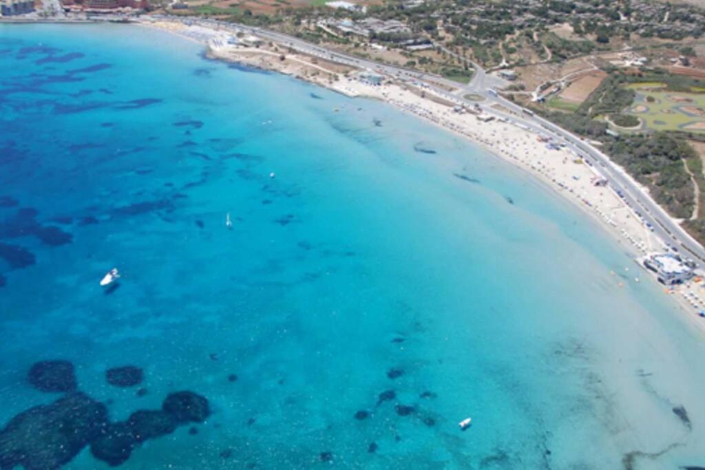 Seaside Serenity - A Lovely Apartment With Views Mellieħa Esterno foto