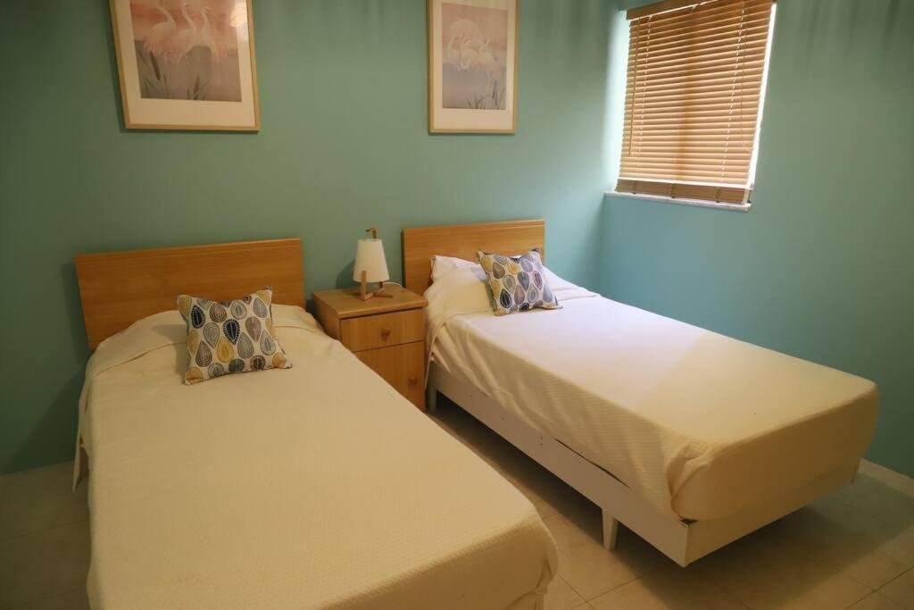 Seaside Serenity - A Lovely Apartment With Views Mellieħa Esterno foto