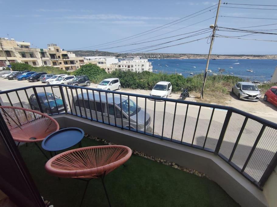 Seaside Serenity - A Lovely Apartment With Views Mellieħa Esterno foto